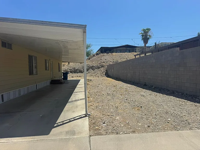 1436 E Rio Vista Dr — Photo 3