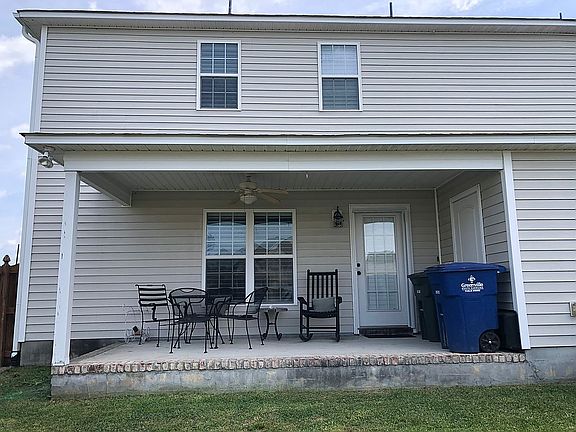 3rd image of 1700 Brook Hollow Dr #B
