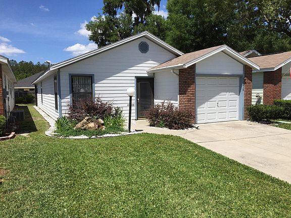 2nd image of 2216 NE 39th Ave