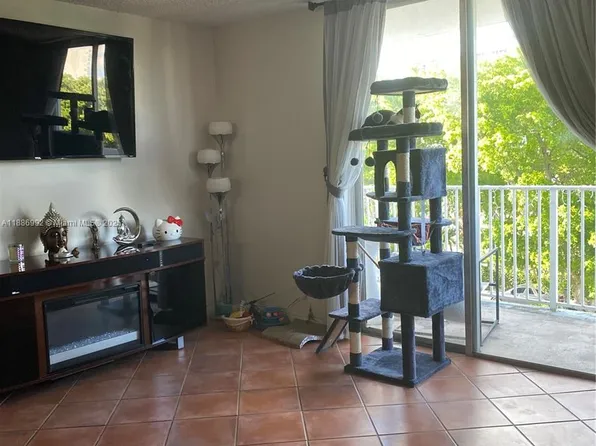 1801 S Treasure Dr APT 414, North Bay Village, FL 33141