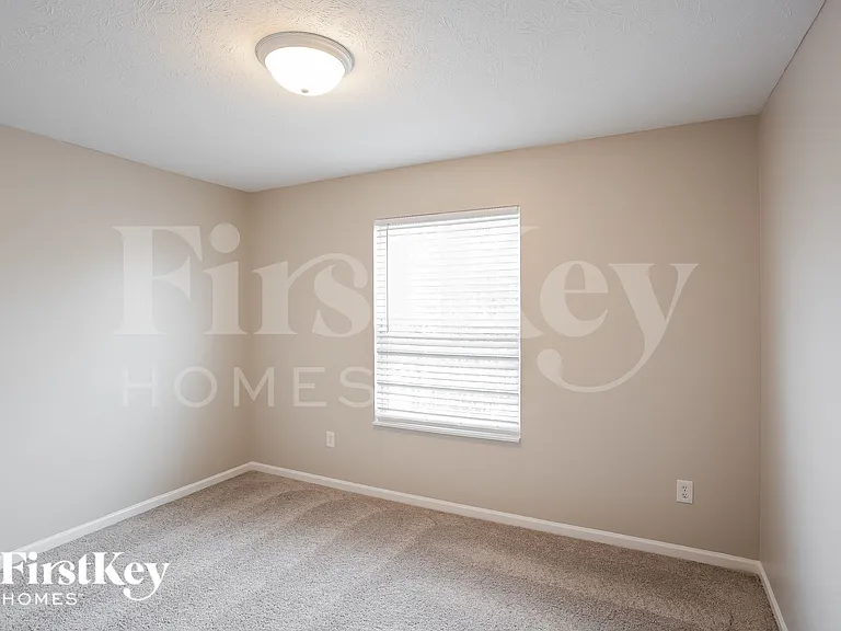 10949 Gresham Pl — Photo 13