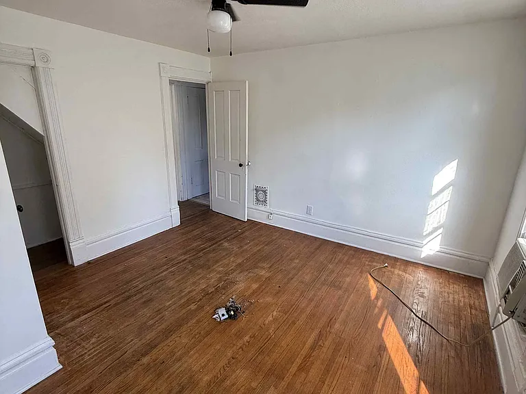 1021 Harlem Blvd #2 — Photo 13