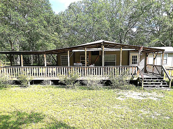 2nd image of 224 SW Gallberry Ct