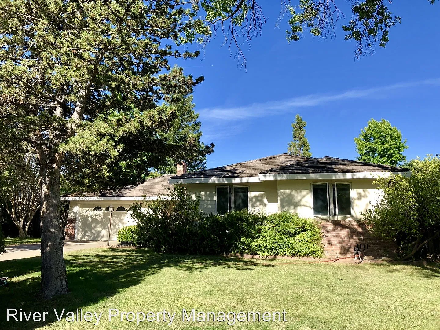 4044 Cayente Way photo 1