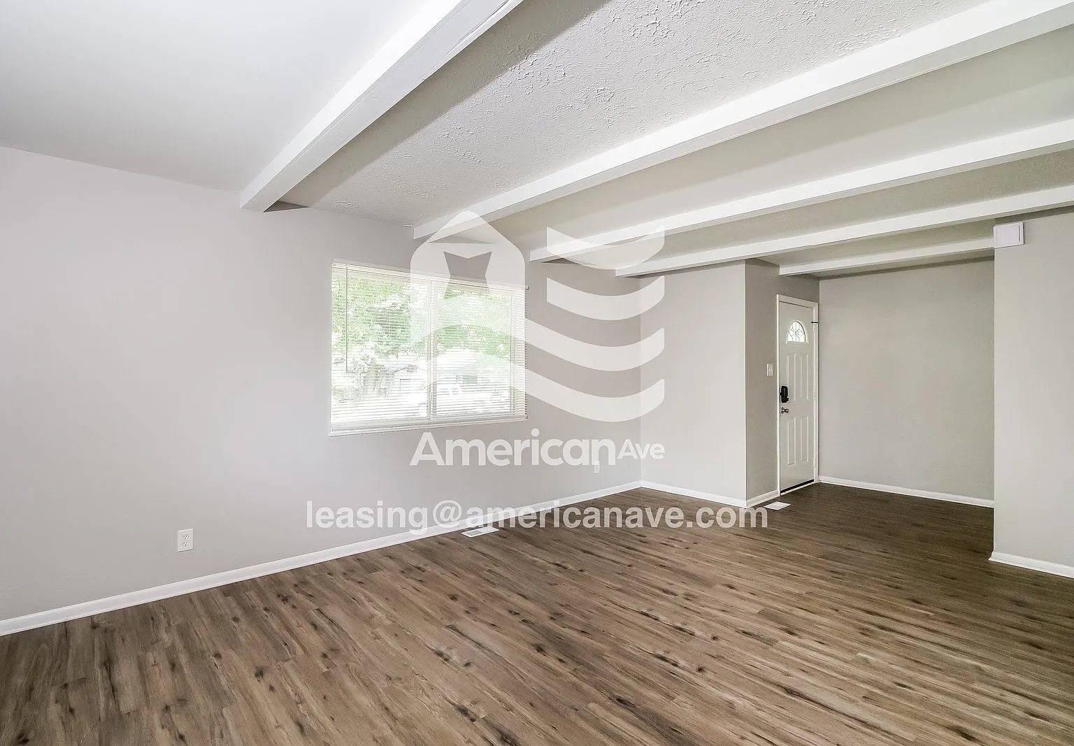 3 bed, 1.0 bath, 1224 sqft, $1,450 — Photo 4