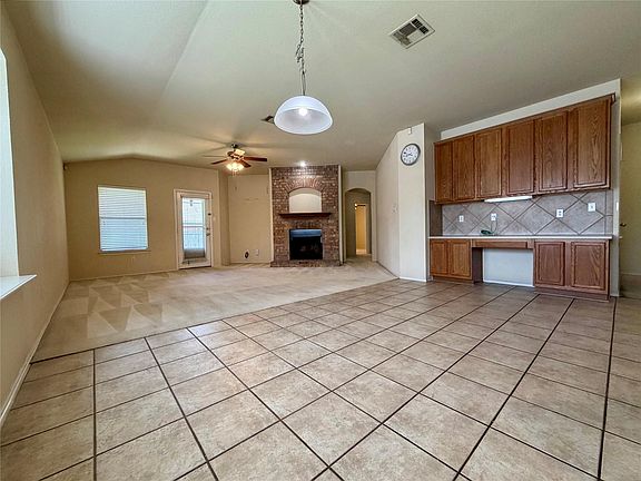 5th image of 601 Timothy John Dr