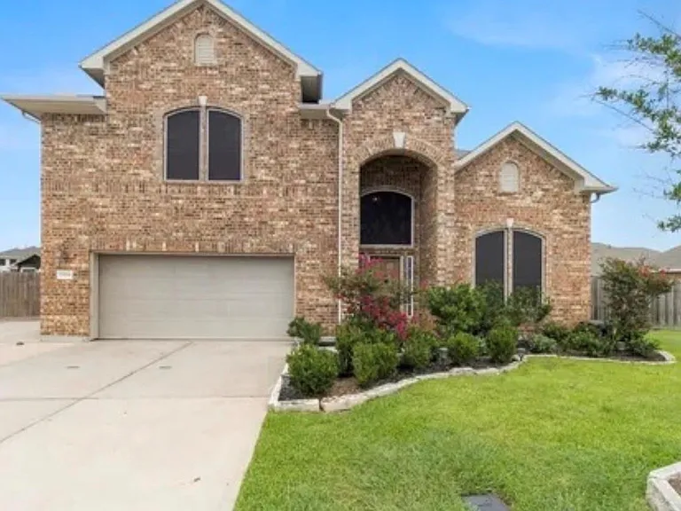 9518 Franklin Dr — Photo 3