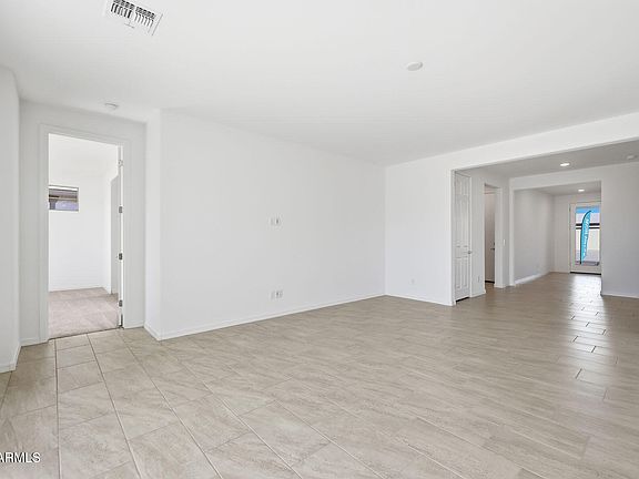4th image of 23015 E WATFORD Drive
