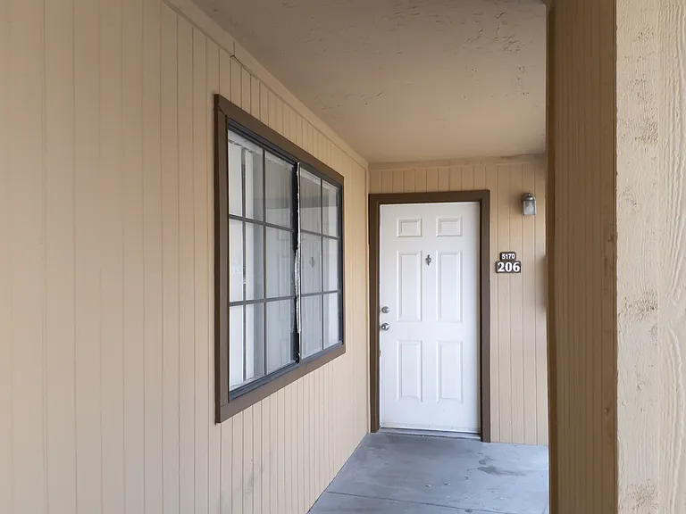 5170 S Jones Blvd #206-16 — Photo 18
