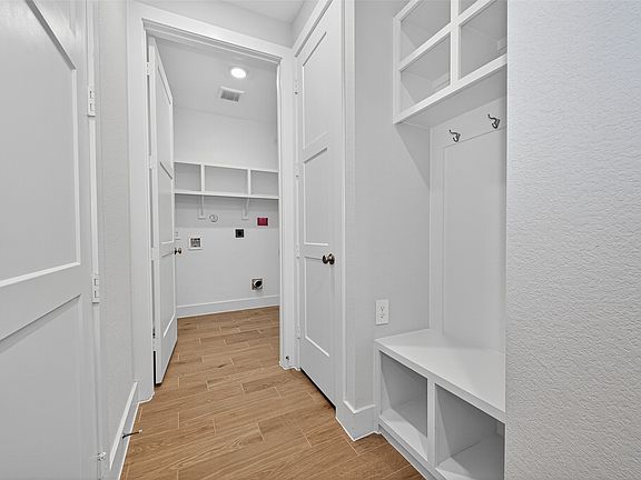 5th image of 24114 Blooming Daisy Cir #24114