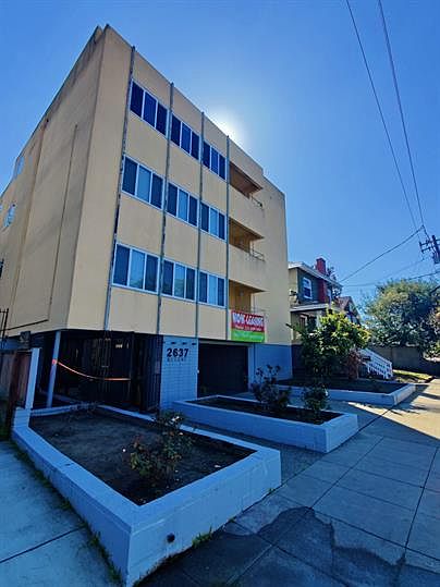 1st image of 2637 Regent St APT 304