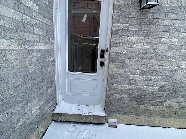 1604 Middleton St — Photo 11