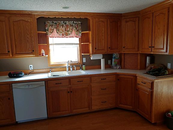 4th image of 2156 Saint Leo St