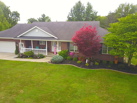 4th image of 273 Pinewood Dr