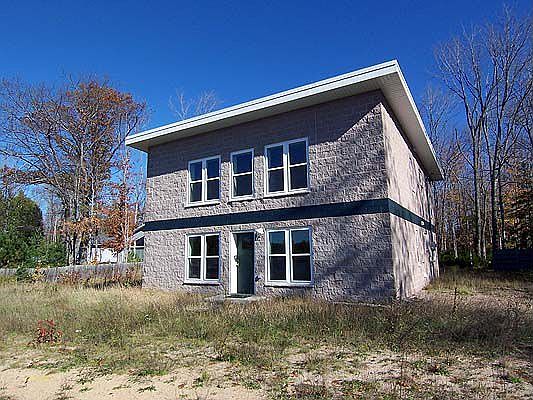 1st image of 32899 Cherry Ln
