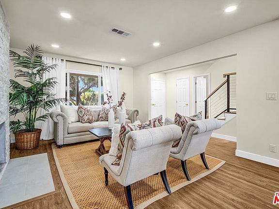 5th image of 21748 Acarus Ave