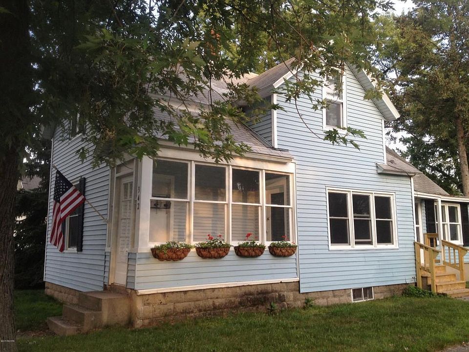 1st image of 342 W 21st St