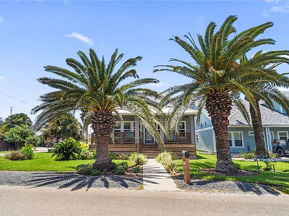 2nd image of 522 Lantana Dr