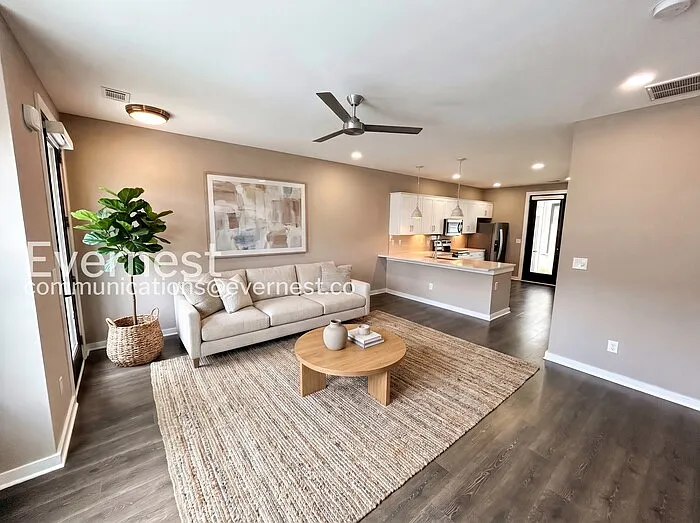 303 Jeffries Way — Photo 3