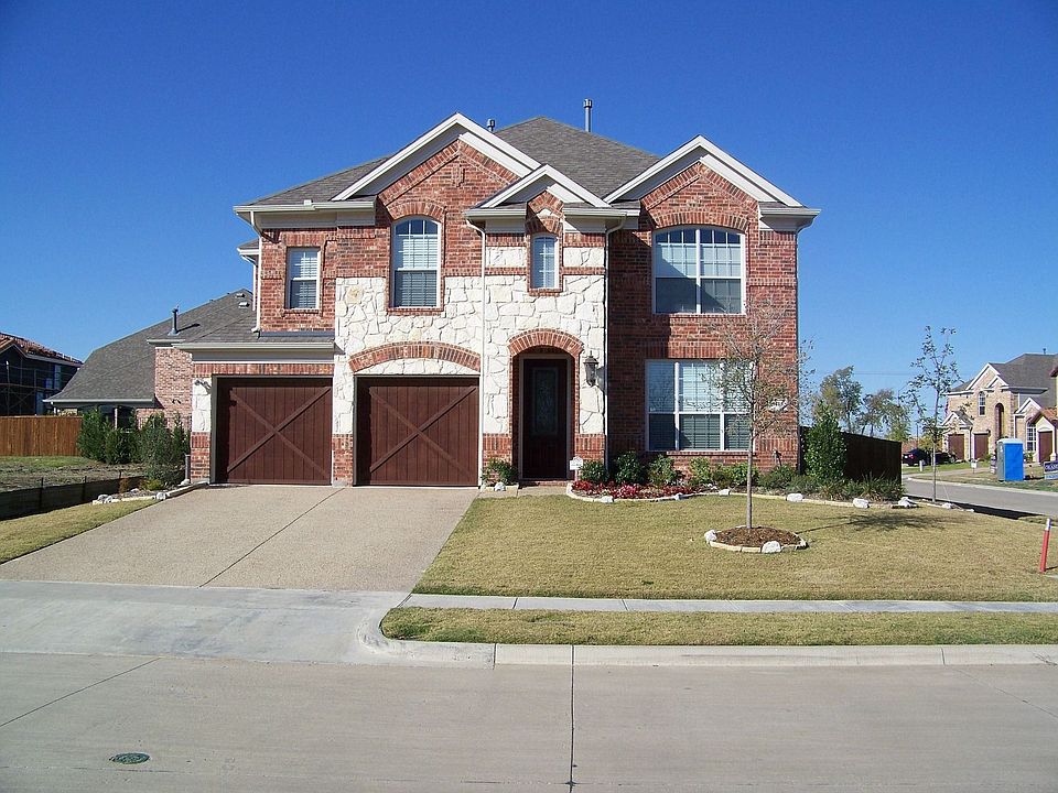 8413 Galaxy lane 
