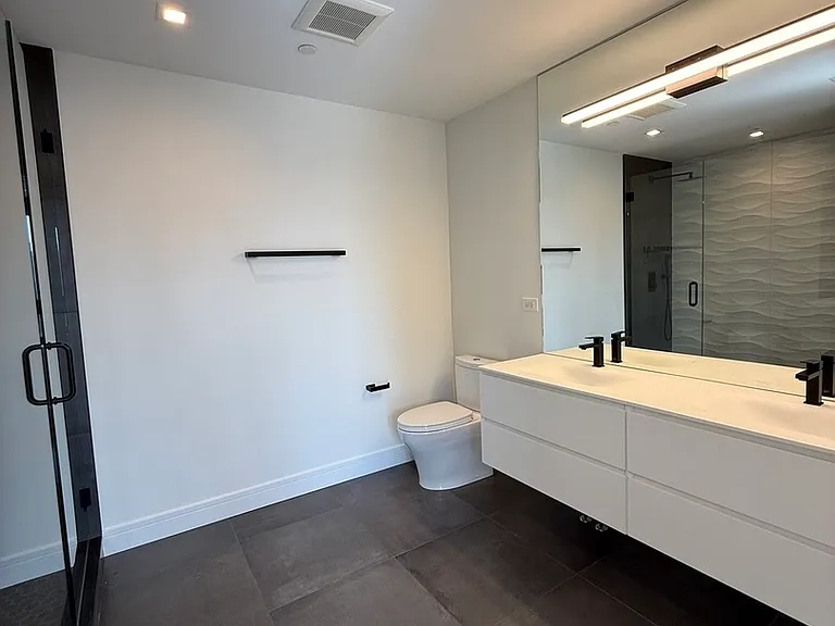 719 N Elizabeth St #3N — Photo 21