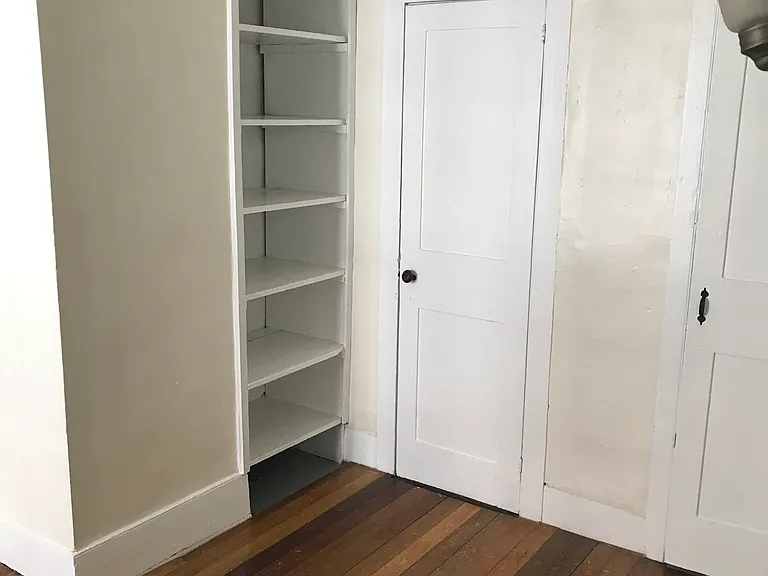 114 High St #4 — Photo 3