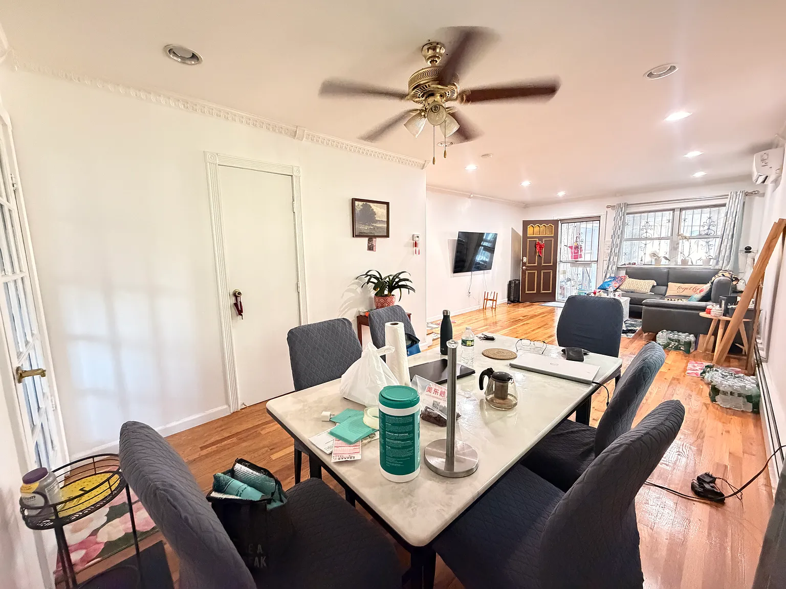 3 bed, 1632 sqft, $3,600 — Photo 2