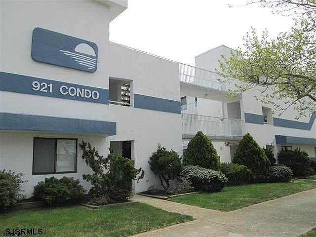 1st image of 921 Wesley Ave APT A14