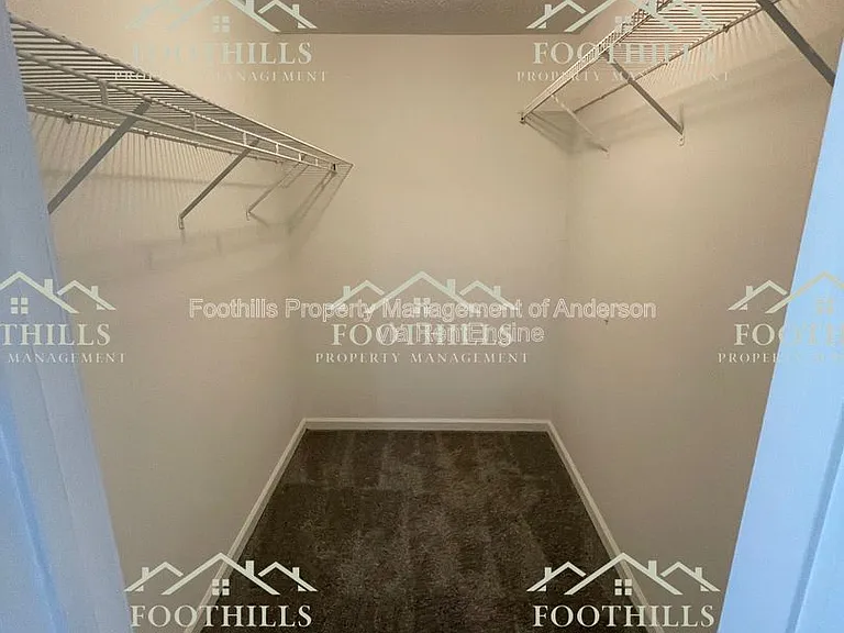 103 Ashton Ln — Photo 8