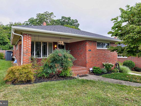2nd image of 308 Glenrae Dr