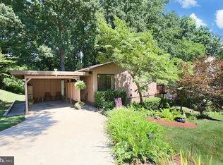 2608 Woodfern Ct, Woodbridge, VA