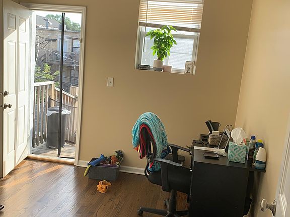 4th image of 1711 N Maplewood Ave #2R