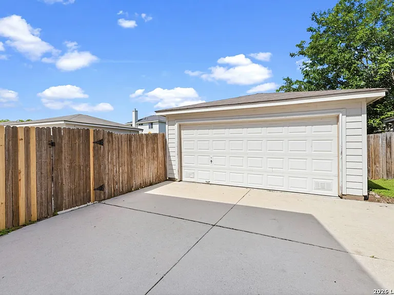 10208 Lateleaf Oak — Photo 25