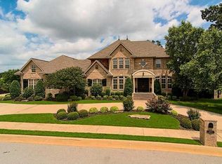 4052 Caerleon Cir, Bentonville, AR 72712