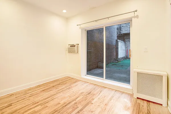 Rented by Creed Realty Group | media 3
