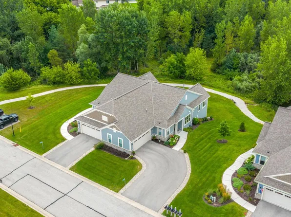 N55W35025 Coastal AVENUE, Oconomowoc, WI 53066