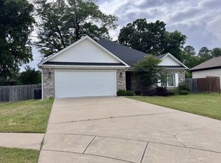 2701 Johnswood Village Dr, Bryant, AR 72022