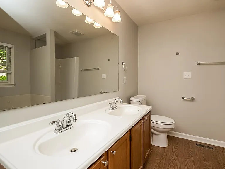802 Moonlit Ln NW — Photo 11