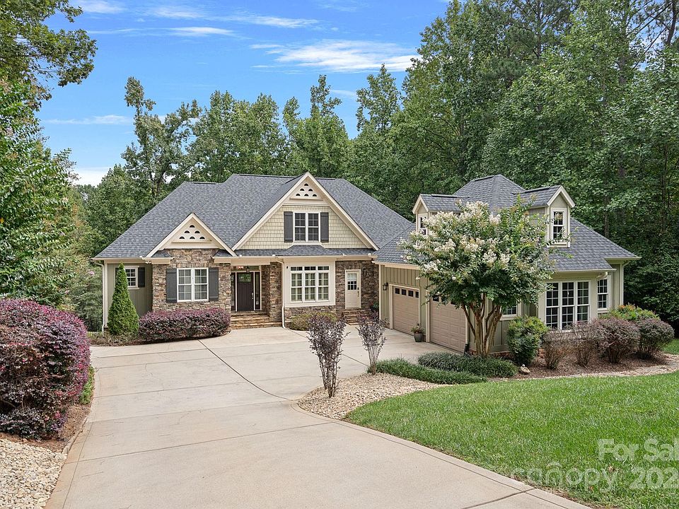 1st image of 9050 Fair Oak Dr