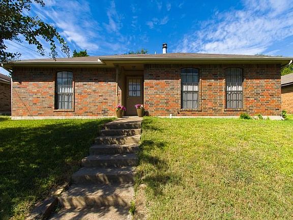 3rd image of 1543 Limetree Ln