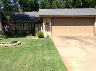 2001 Champions Dr, Lufkin, TX 75901