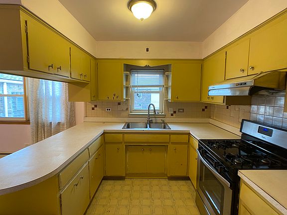 4th image of 4334 S Christiana Ave Floor 2