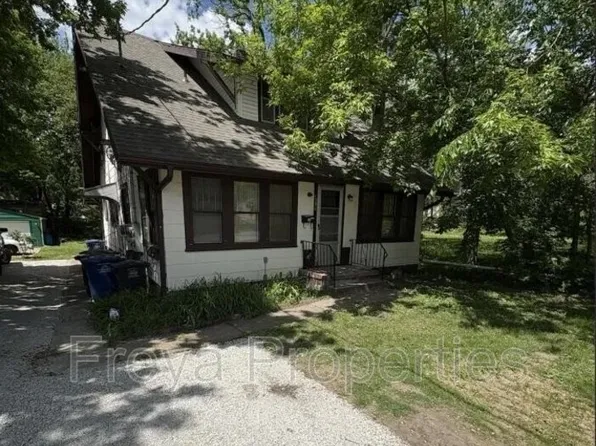 1206 39th St, Des Moines, IA