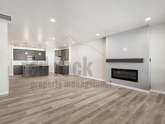 2nd image of 1326 N Tschirley Rd #1