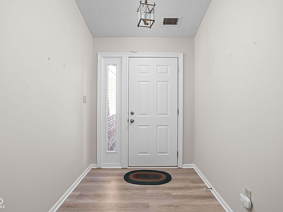 3rd image of 64 Dominion Dr