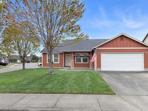 176 Othello Ave, Roseburg, OR 97471