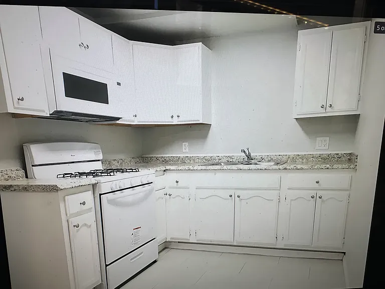 6329 N Figueroa St #2 — Photo 5