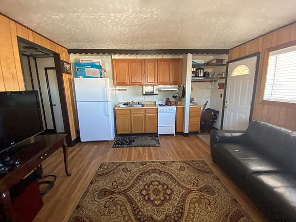 5th image of 2443 Loomis Dr #3