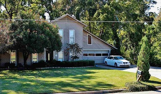 1st image of 3004 Mona Dr
