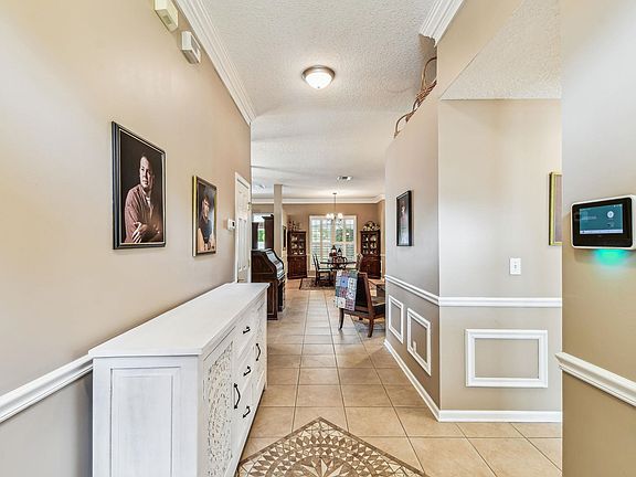 4th image of 1712 Hawkins Cove Dr W